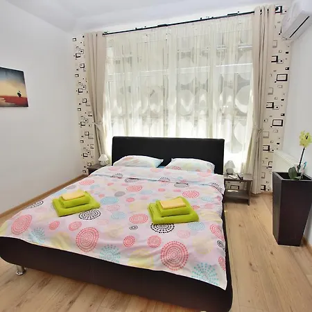Apartment Sweet Story Studio Bucharest
